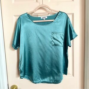 Shiny blue green BB Dakota top